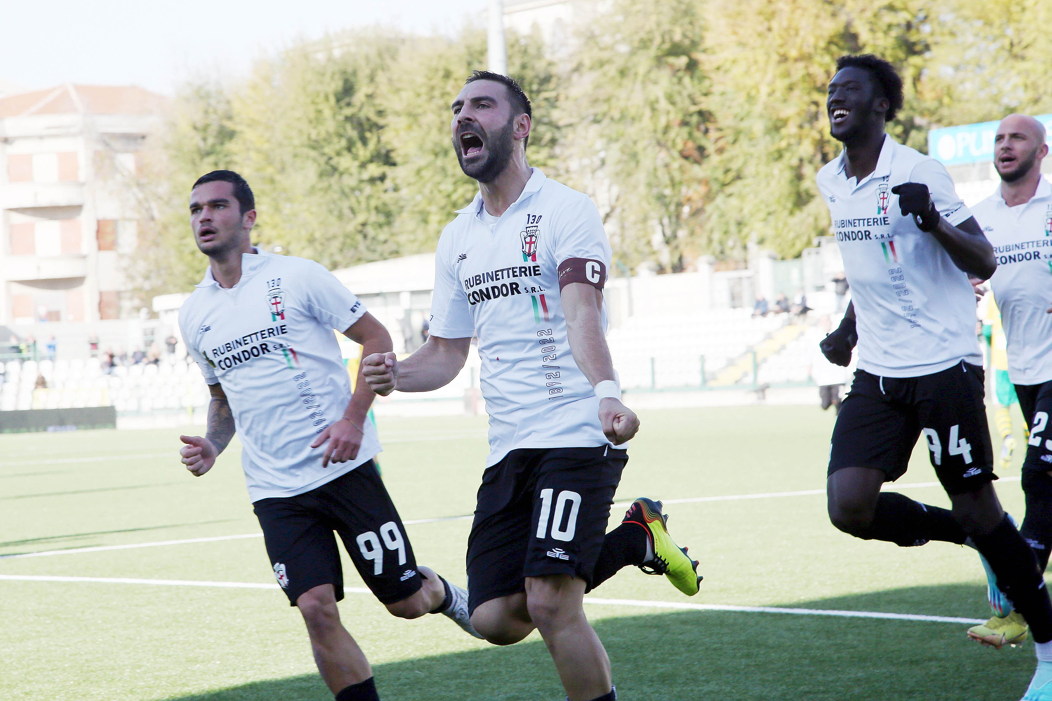 PRO VERCELLI - SANGIULIANO CITY 2-1: IL TABELLINO