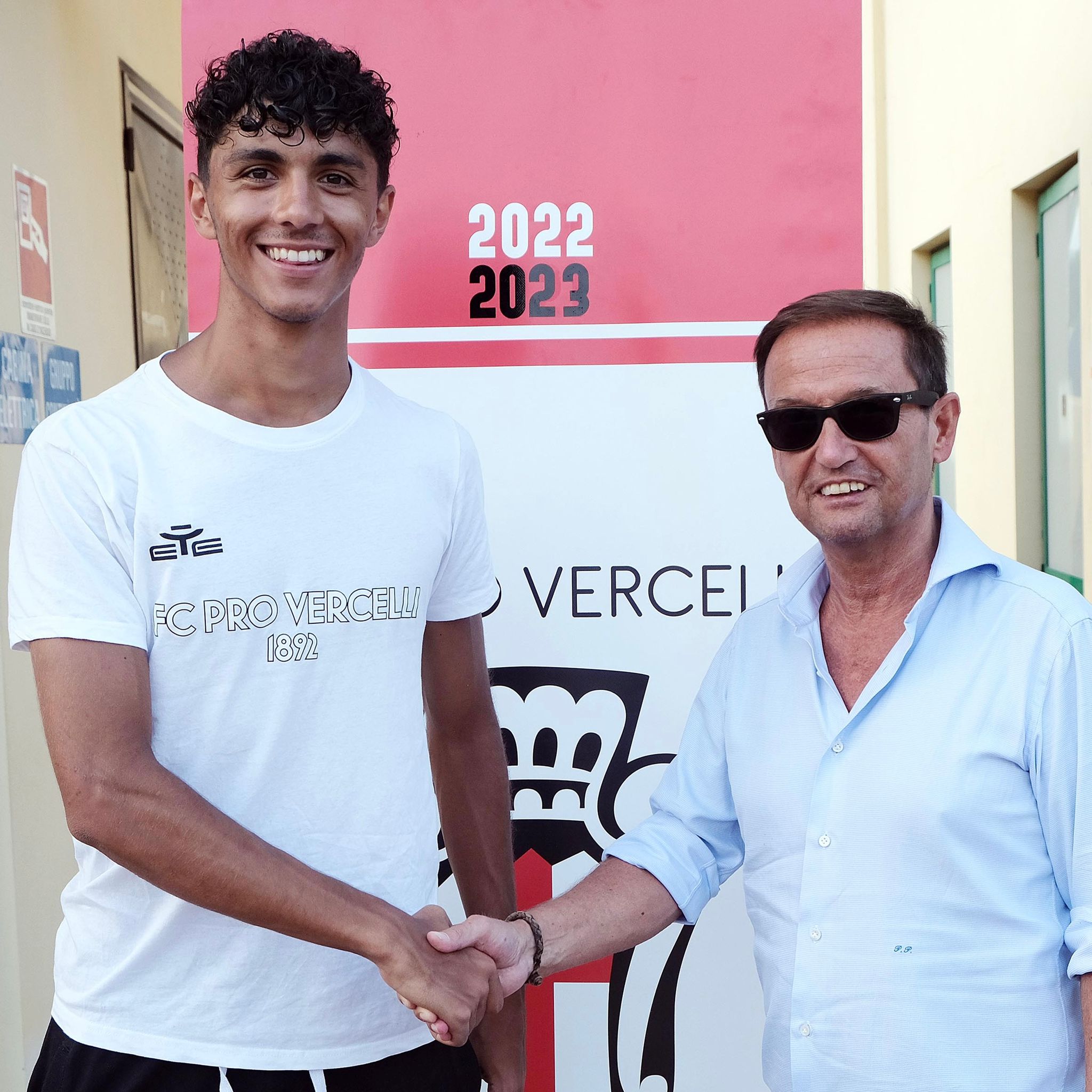 PRIMO CONTRATTO DA PROFESSIONISTA PER ALESSANDRO LOUATI