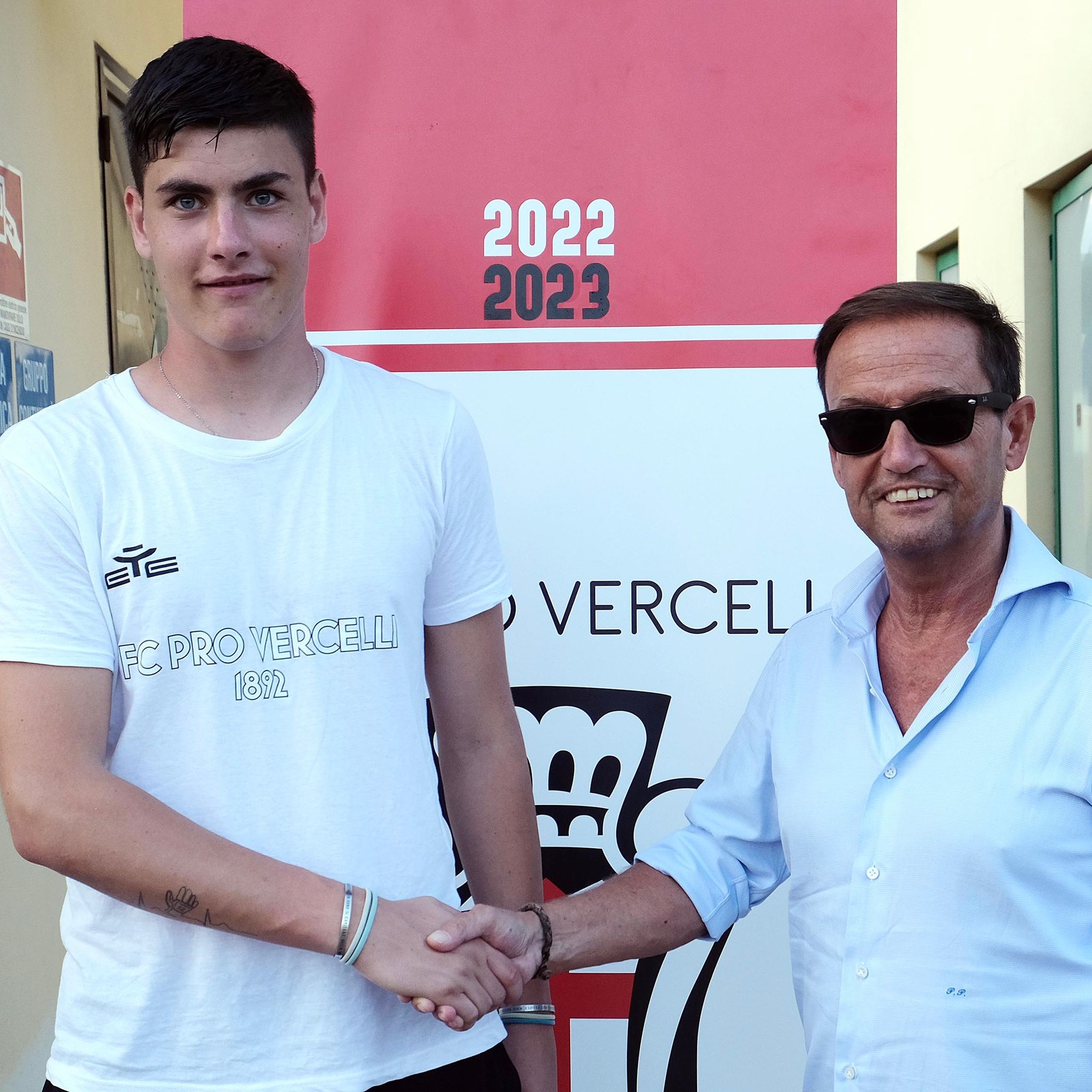 PRIMO CONTRATTO DA PROFESSIONISTA PER MATTEO RIZZO